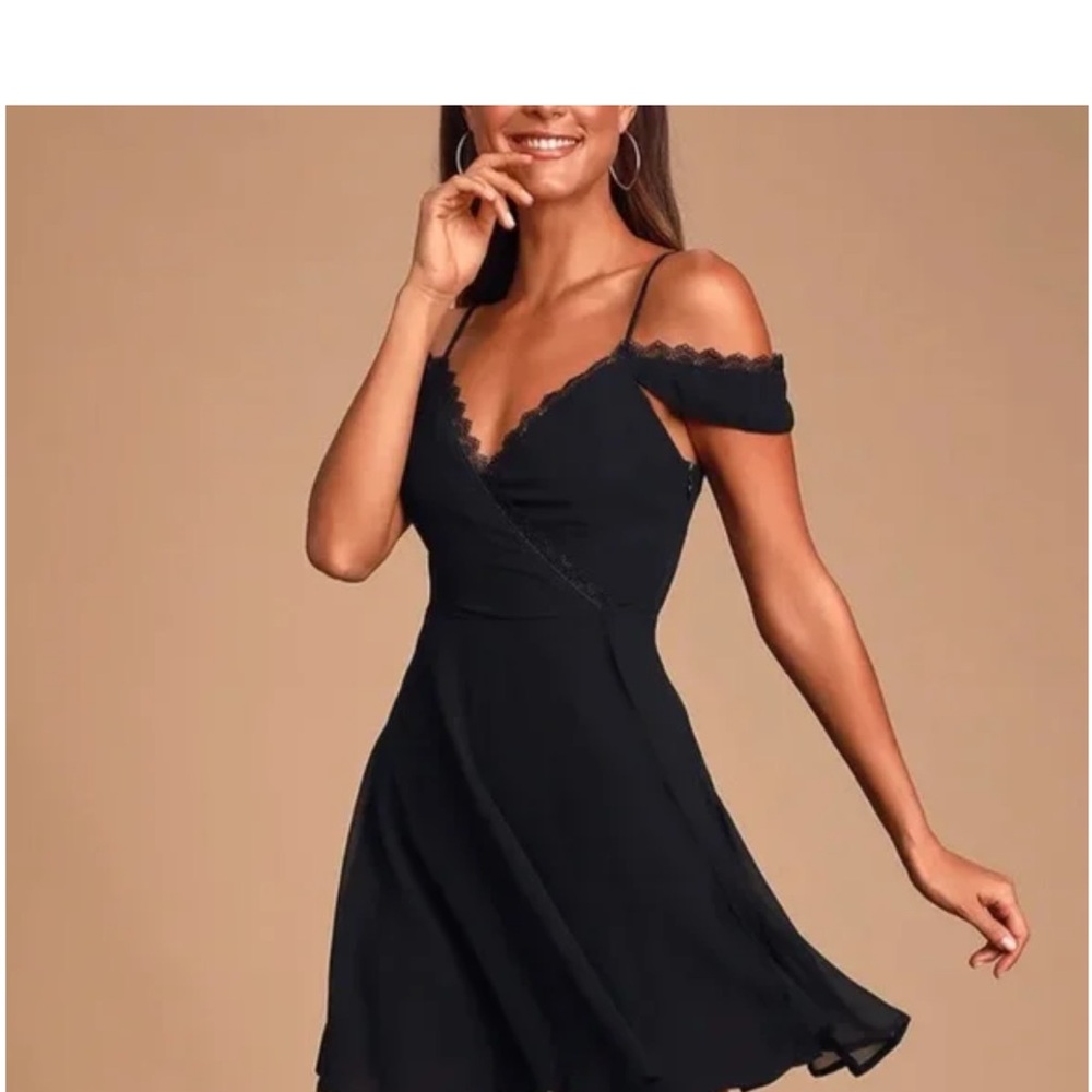 Lulu's Black Lace-Trim mini Dress